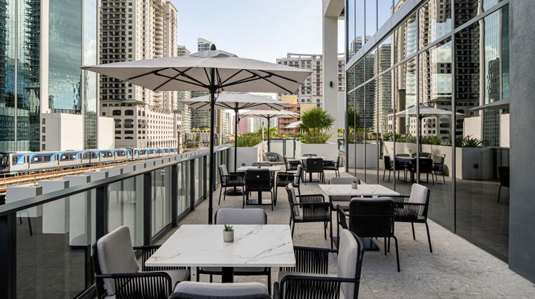 Element Miami Downtown Exterior