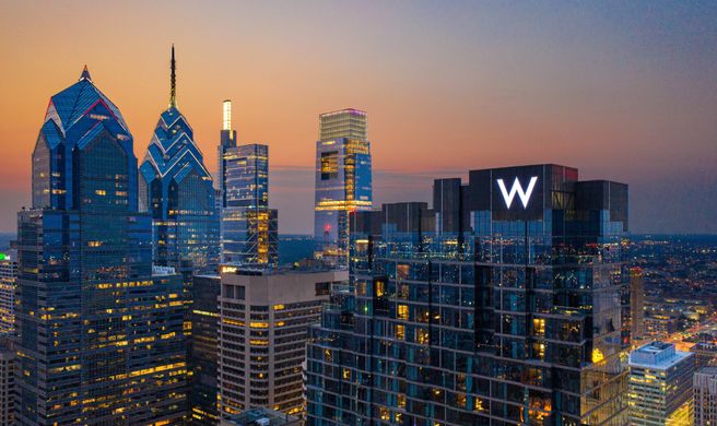 W Philadelphia Exterior
