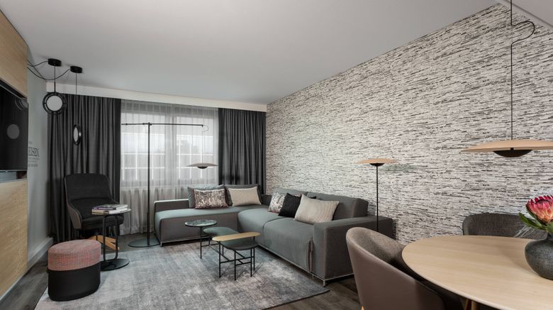 <b>Frankfurt Airport Marriott Room</b>. Images powered by <a href="https://www.leonardoworldwide.com/" title="Leonardo Worldwide" target="_blank">Leonardo</a>.