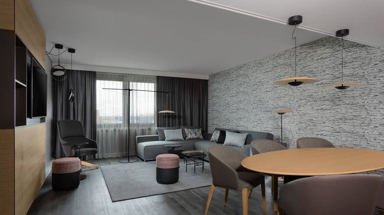 <b>Frankfurt Airport Marriott Room</b>. Images powered by <a href="https://www.leonardoworldwide.com/" title="Leonardo Worldwide" target="_blank">Leonardo</a>.