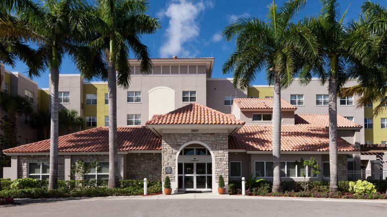 Residence Inn Fort Lauderdale Airport Exterior. Images powered by <a href="http://www.leonardo.com" target="_blank" rel="noopener">Leonardo</a>.