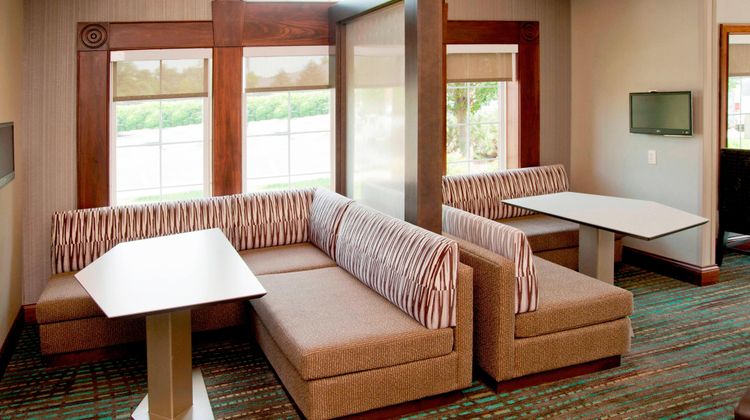 Residence Inn Fort Wayne Lobby