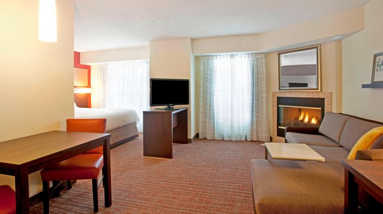 Residence Inn Fort Wayne Suite