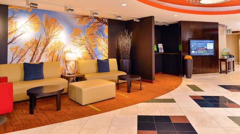 <b>Courtyard Denver Cherry Creek Lobby</b>. Images powered by <a href="https://www.leonardoworldwide.com/" title="Leonardo Worldwide" target="_blank">Leonardo</a>.