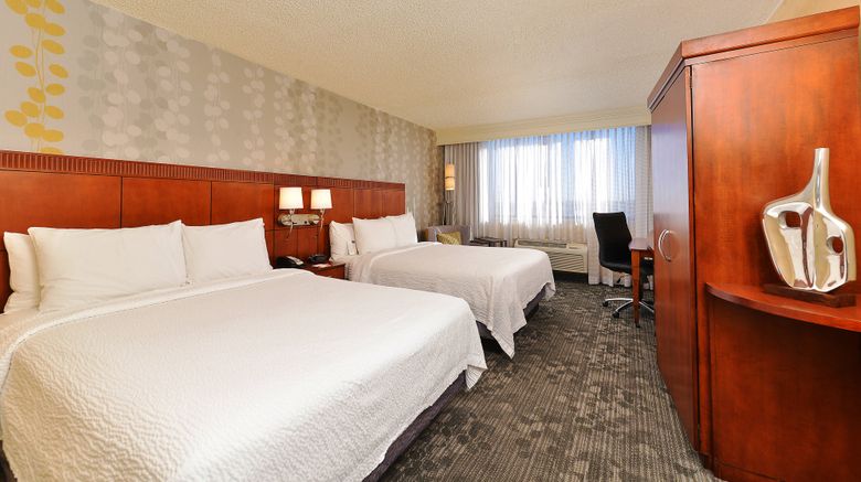 <b>Courtyard Denver Cherry Creek Room</b>. Images powered by <a href="https://www.leonardoworldwide.com/" title="Leonardo Worldwide" target="_blank">Leonardo</a>.