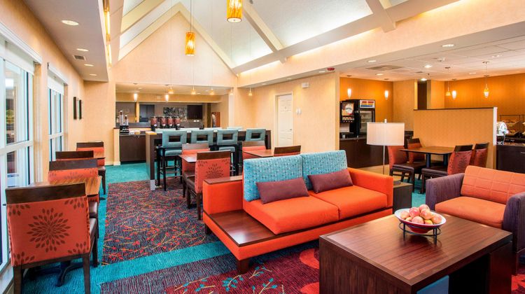 Residence Inn by Marriott Topeka Lobby