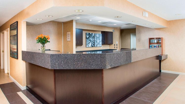 Residence Inn by Marriott Topeka Lobby