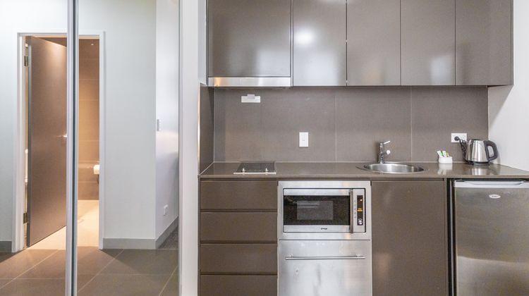 Holiday Inn & Stes Sydney Bondi Junction Room