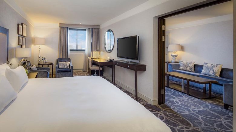 <b>Grosvenor Glasgow Hotel Suite</b>. Images powered by <a href="https://www.leonardoworldwide.com/" title="Leonardo Worldwide" target="_blank">Leonardo</a>.