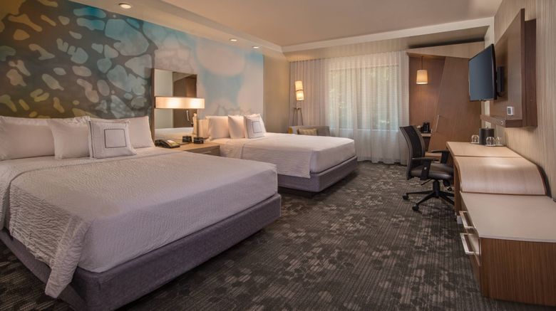 <b>Courtyard Hershey Chocolate Avenue Room</b>. Images powered by <a href="https://www.leonardoworldwide.com/" title="Leonardo Worldwide" target="_blank">Leonardo</a>.