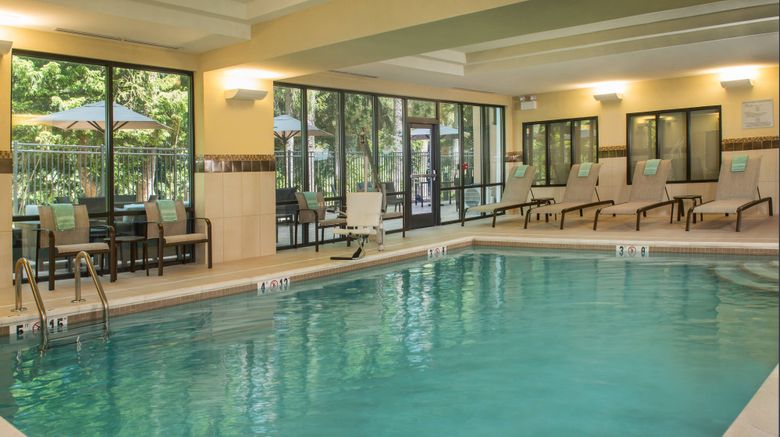<b>Courtyard Hershey Chocolate Avenue Pool</b>. Images powered by <a href="https://www.leonardoworldwide.com/" title="Leonardo Worldwide" target="_blank">Leonardo</a>.