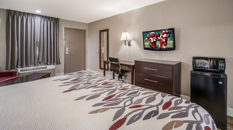<b>Red Roof Inn Sumter Room</b>. Images powered by <a href="https://www.leonardoworldwide.com/" title="Leonardo Worldwide" target="_blank">Leonardo</a>.