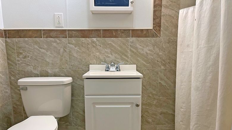 <b>Red Carpet Inn & Suites Room</b>. Images powered by <a href="https://www.leonardoworldwide.com/" title="Leonardo Worldwide" target="_blank">Leonardo</a>.