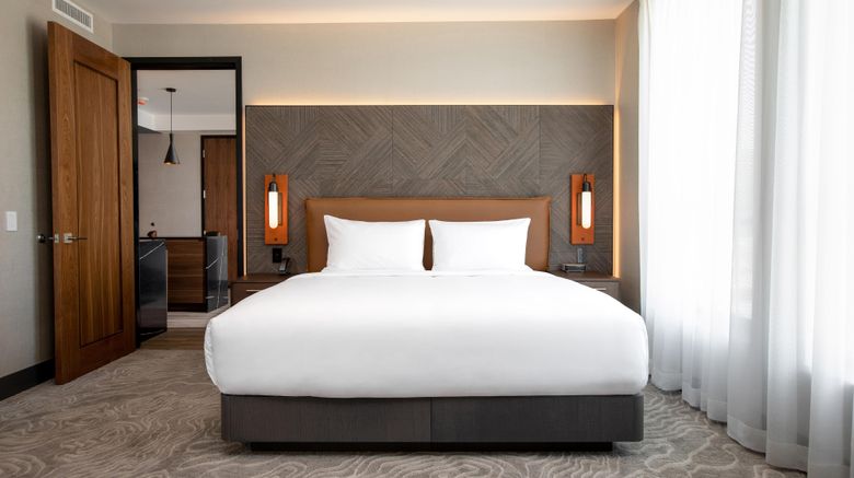 <b>The Glenmark, A Tribute Portfolio Hotel Suite</b>. Images powered by <a href="https://www.leonardoworldwide.com/" title="Leonardo Worldwide" target="_blank">Leonardo</a>.