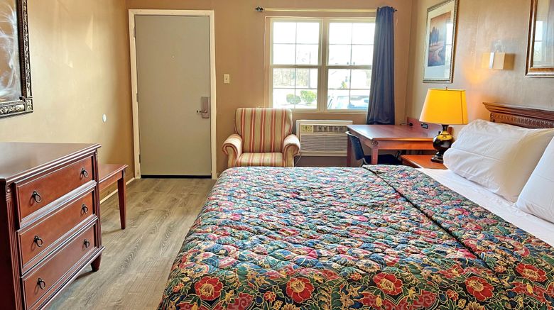 <b>Red Carpet Inn Room</b>. Images powered by <a href="https://www.leonardoworldwide.com/" title="Leonardo Worldwide" target="_blank">Leonardo</a>.