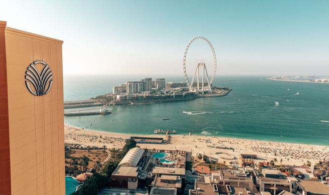Amwaj Rotana Exterior