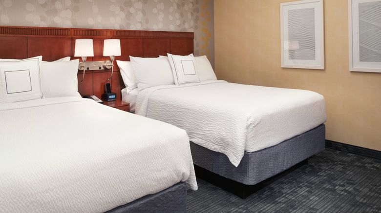 <b>Courtyard Chicago Deerfield Suite</b>. Images powered by <a href="https://www.leonardoworldwide.com/" title="Leonardo Worldwide" target="_blank">Leonardo</a>.
