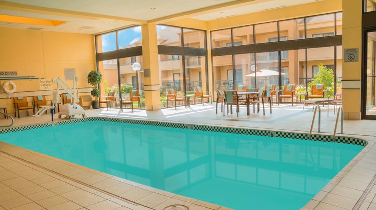 Courtyard Chicago Deerfield Pool