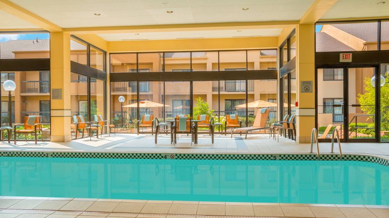 <b>Courtyard Chicago Deerfield Pool</b>. Images powered by <a href="https://www.leonardoworldwide.com/" title="Leonardo Worldwide" target="_blank">Leonardo</a>.