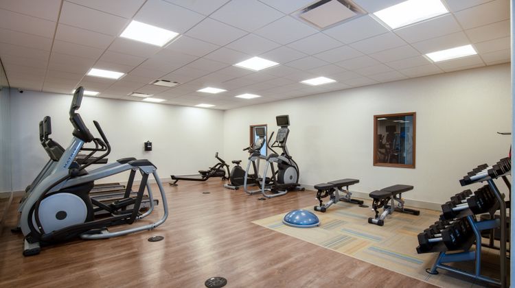 Holiday Inn Express & Suites Beloit Health Club