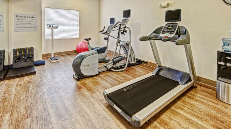 Holiday Inn Express & Suites Clarksville Health Club