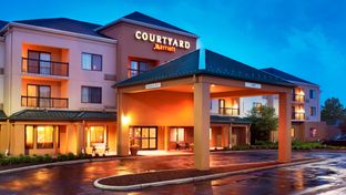 Courtyard Cleveland Airport North