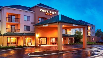 Courtyard Cleveland Airport North