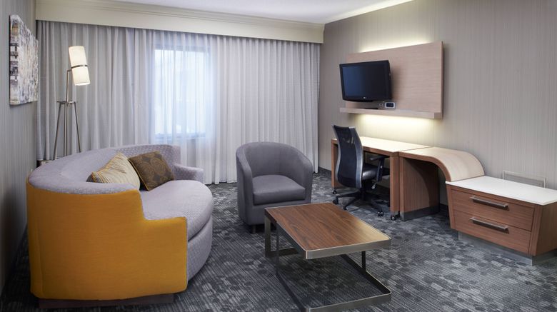 <b>Courtyard Cleveland Airport North Suite</b>. Images powered by <a href="https://www.leonardoworldwide.com/" title="Leonardo Worldwide" target="_blank">Leonardo</a>.
