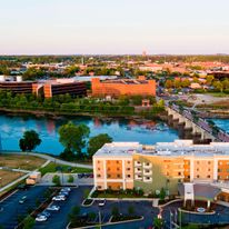 Courtyard Columbus/PhenixCity Riverfront