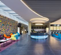 Aloft Queretaro Lobby