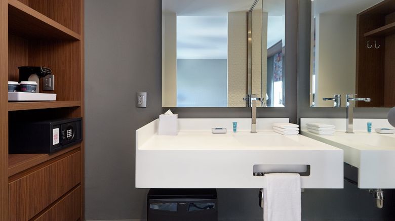 <b>Aloft Queretaro Room</b>. Images powered by <a href="https://www.leonardoworldwide.com/" title="Leonardo Worldwide" target="_blank">Leonardo</a>.