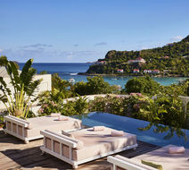 Tropical Hotel Exterior