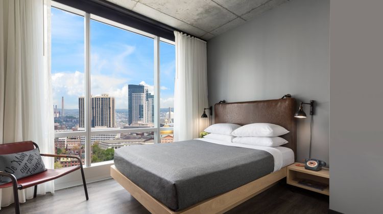 Moxy Boston Downtown Room
