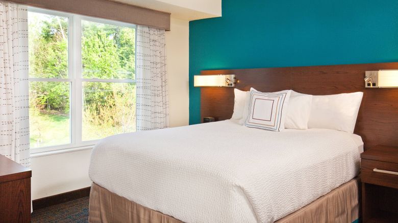 <b>Residence Inn Hanover Lebanon Suite</b>. Images powered by <a href="https://www.leonardoworldwide.com/" title="Leonardo Worldwide" target="_blank">Leonardo</a>.
