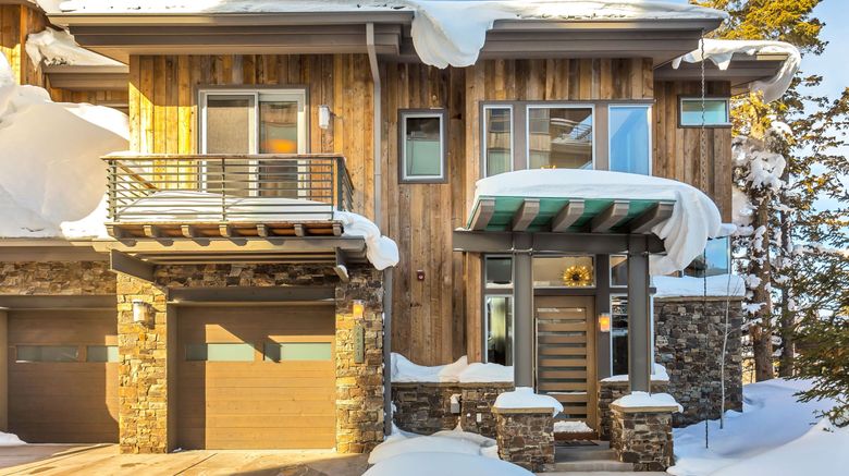 <b>Stein Eriksen Residences Exterior</b>. Images powered by <a href="https://www.leonardoworldwide.com/" title="Leonardo Worldwide" target="_blank">Leonardo</a>.