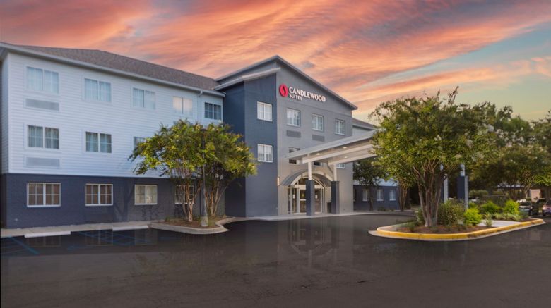 Candlewood Suites Charleston–Mt Pleasant Exterior. Images powered by <a href="https://www.leonardoworldwide.com" target="_blank" rel="noopener">Leonardo</a>.