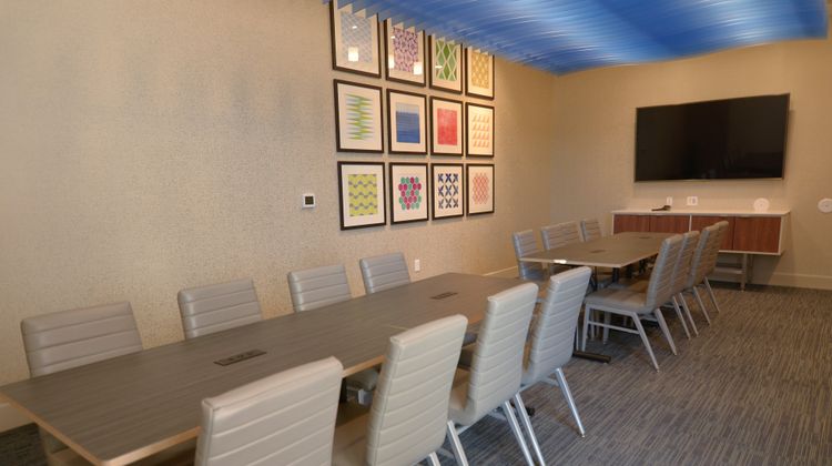 Holiday Inn Express & Suites Onalaska Meeting
