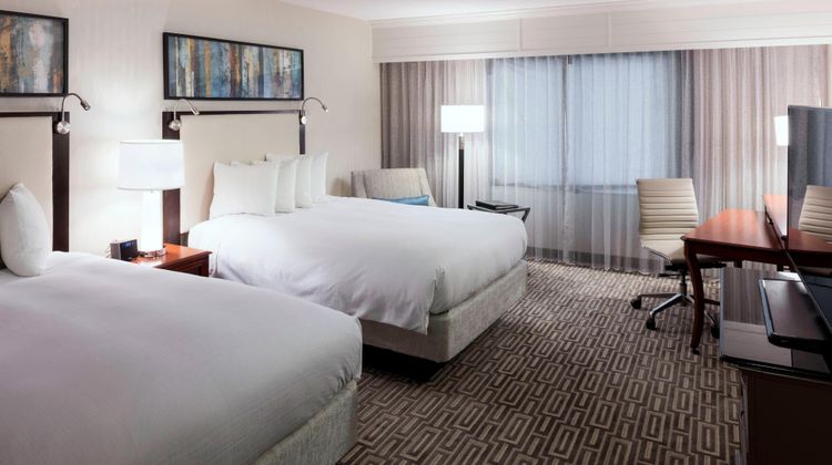 Fairfax Marriott at Fair Oaks Room