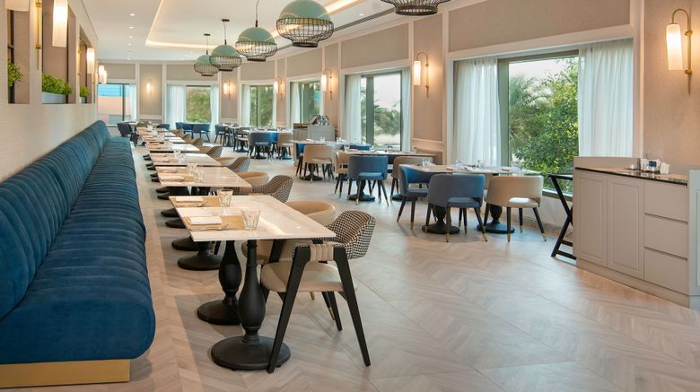 <b>Sheraton Abu Dhabi Hotel & Resort Restaurant</b>. Images powered by <a href="https://www.leonardoworldwide.com/" title="Leonardo Worldwide" target="_blank">Leonardo</a>.