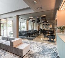 Antik San Sebastian Lobby