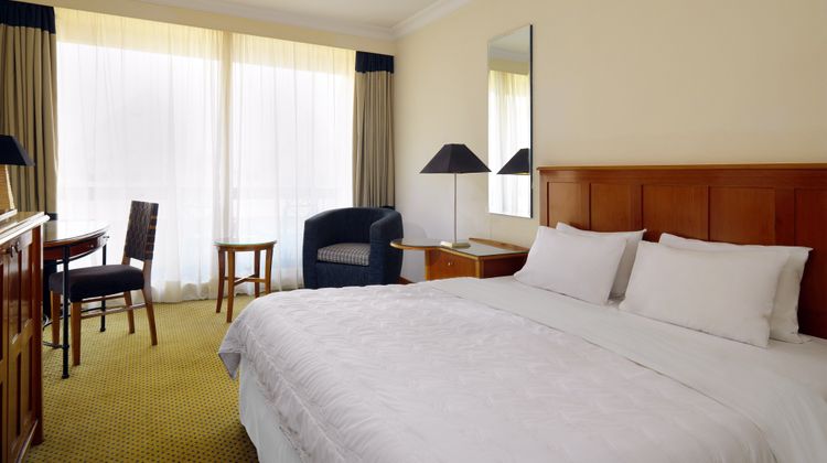 Le Meridien Pyramids Hotel & Spa Room