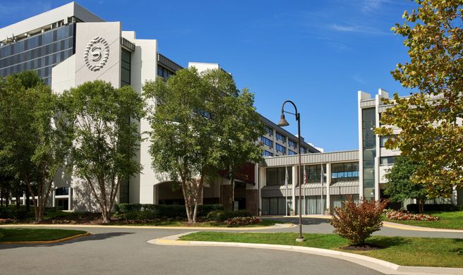 Sheraton Reston Hotel Exterior
