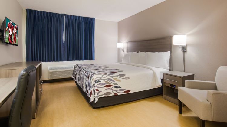 Red Roof Inn Lawrenceburg Room
