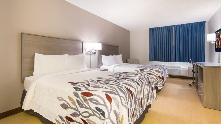Red Roof Inn Lawrenceburg Room