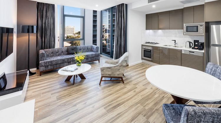 Meriton Serviced Apts Mascot Central Suite