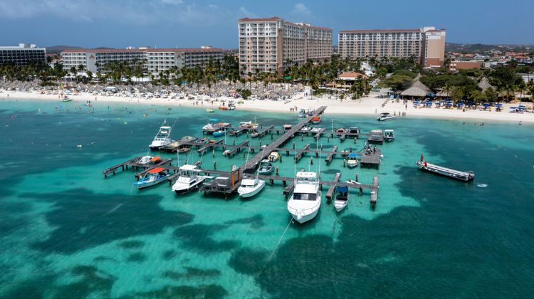 Marriott's Aruba Ocean Club Exterior