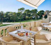 Hotel du Cap-Eden-Roc Exterior