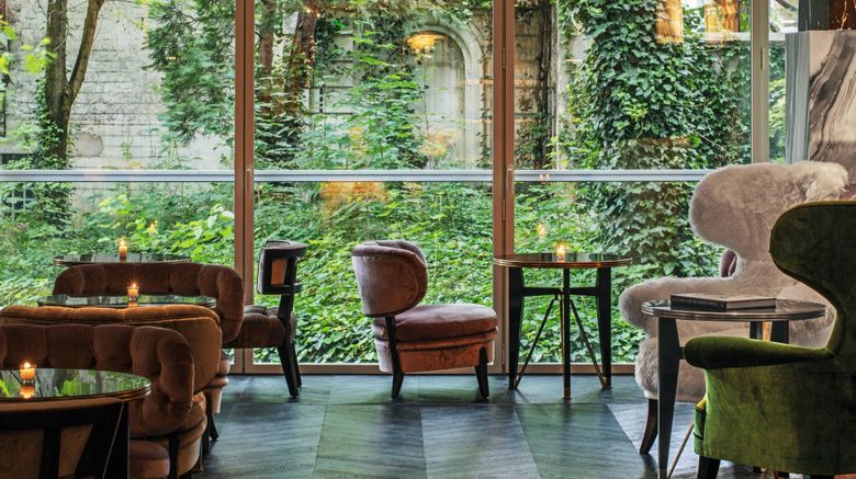 <b>Hotel de Berri, Luxury Collection Hotel Restaurant</b>. Images powered by <a href=https://www.travelagewest.com/Hotels/Paris/