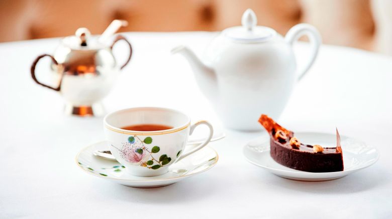 <b>Hotel de Berri, Luxury Collection Hotel Restaurant</b>. Images powered by <a href=https://www.travelagewest.com/Hotels/Paris/