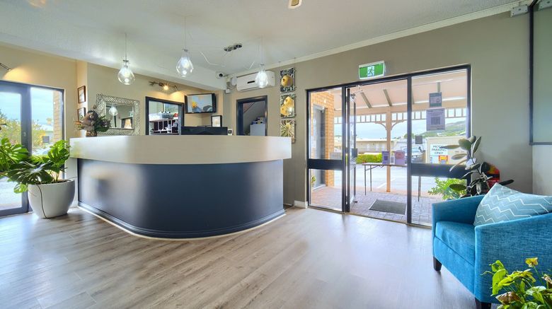 <b>Albany Motel & Apartments Lobby</b>. Images powered by <a href="https://www.leonardoworldwide.com/" title="Leonardo Worldwide" target="_blank">Leonardo</a>.